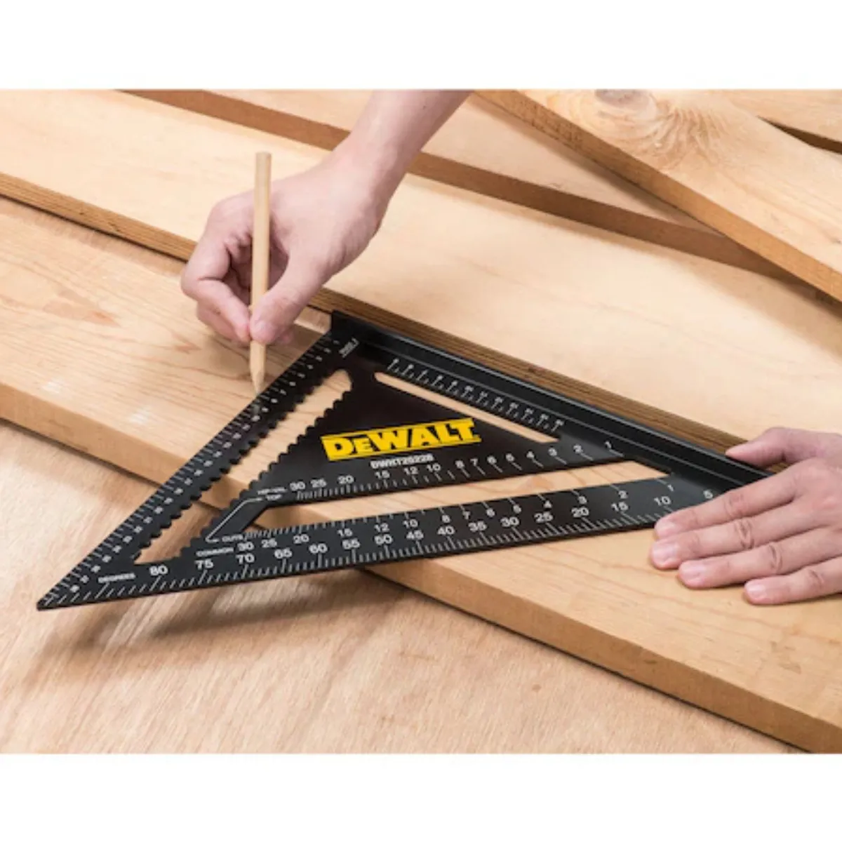 DEWALT - Escuadra Métrica 30cm Dewalt Dwht25228-0 Negro