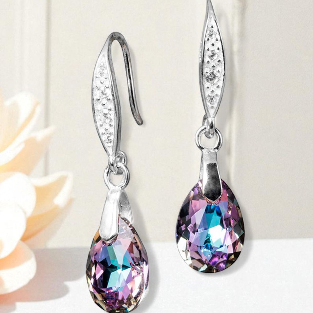 JOYAS MONTERO - Aros Capricho Plata 925  creado con cristales de Swarovski® Vitral Light