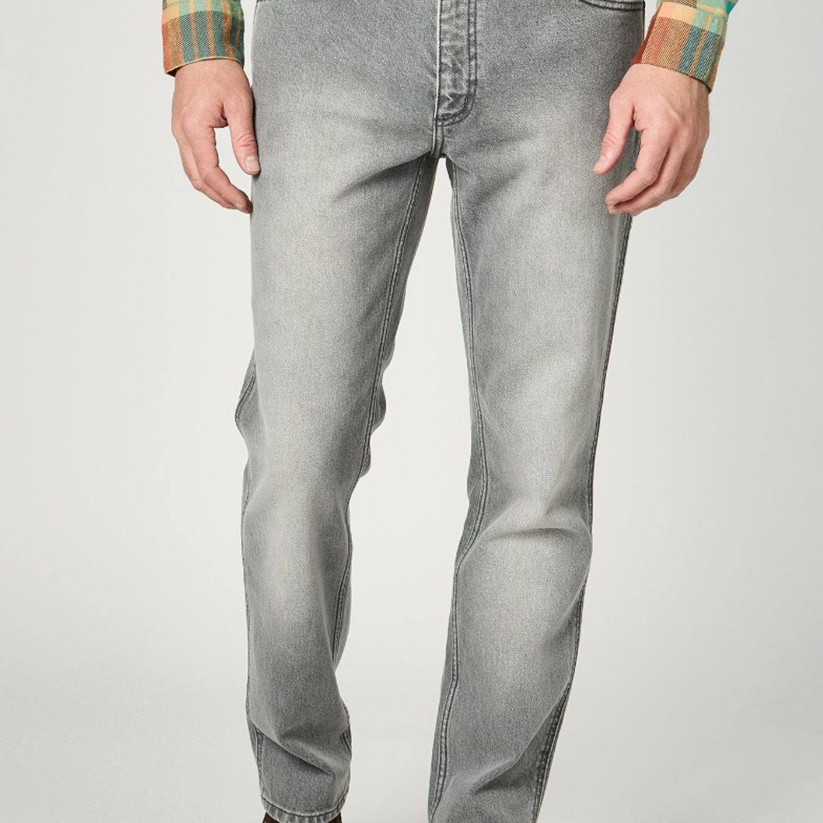 WRANGLER - Jeans Hombre Greensboro Grey