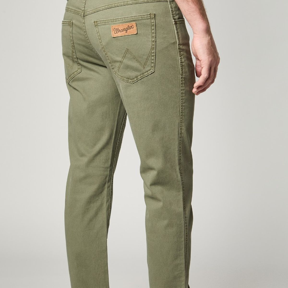 WRANGLER - Pantalón Hombre Greensboro Twill Military