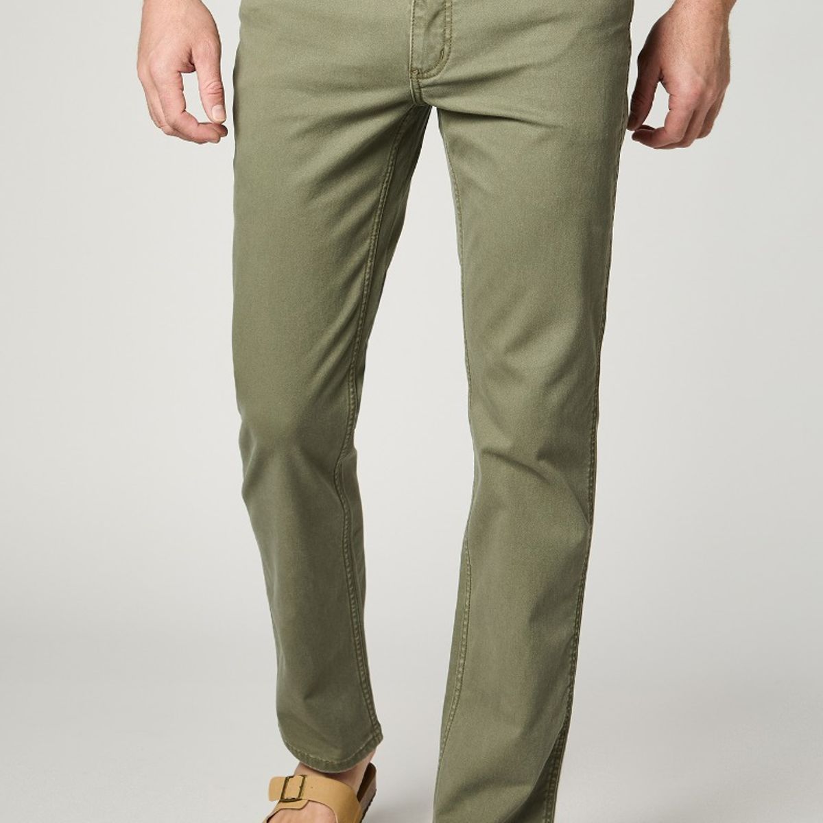 WRANGLER - Pantalón Hombre Greensboro Twill Military