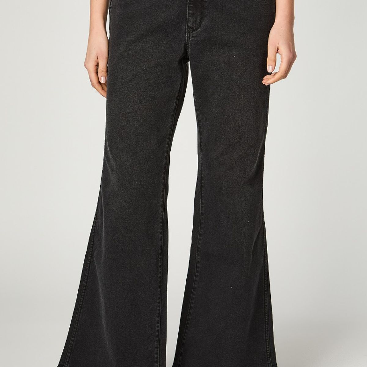 WRANGLER - Jeans Mujer Flare 70  Black