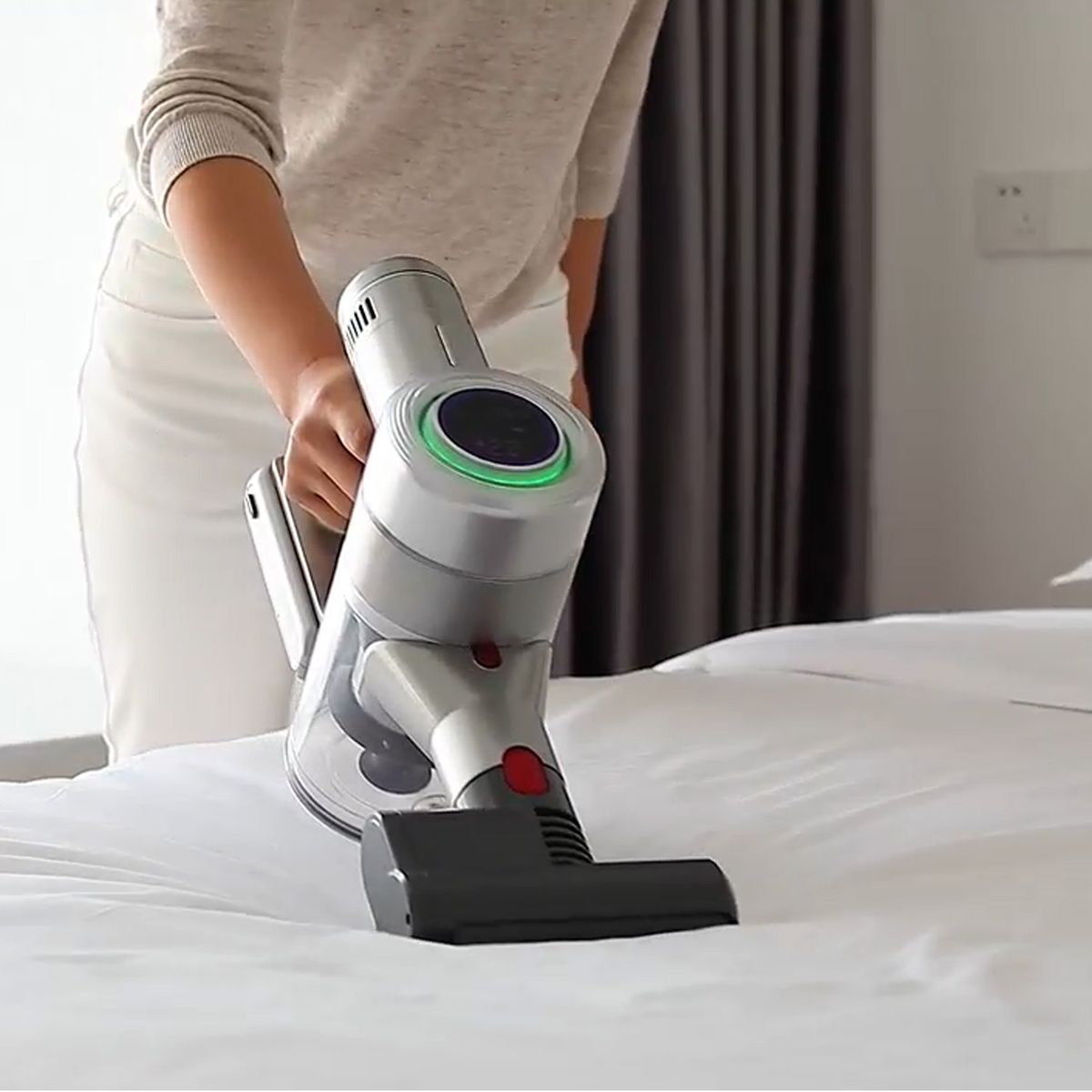 BEHNKE - ASPIRADORA TRAPEADORA INALÁMBRICA M500 PRO STORM+