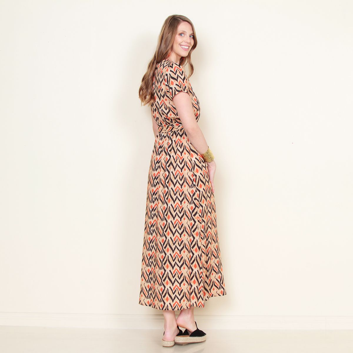 WADOS - VESTIDO MANGA CORTA ESTAMPADO ESCOTE V CON LAZO EN CINTURA