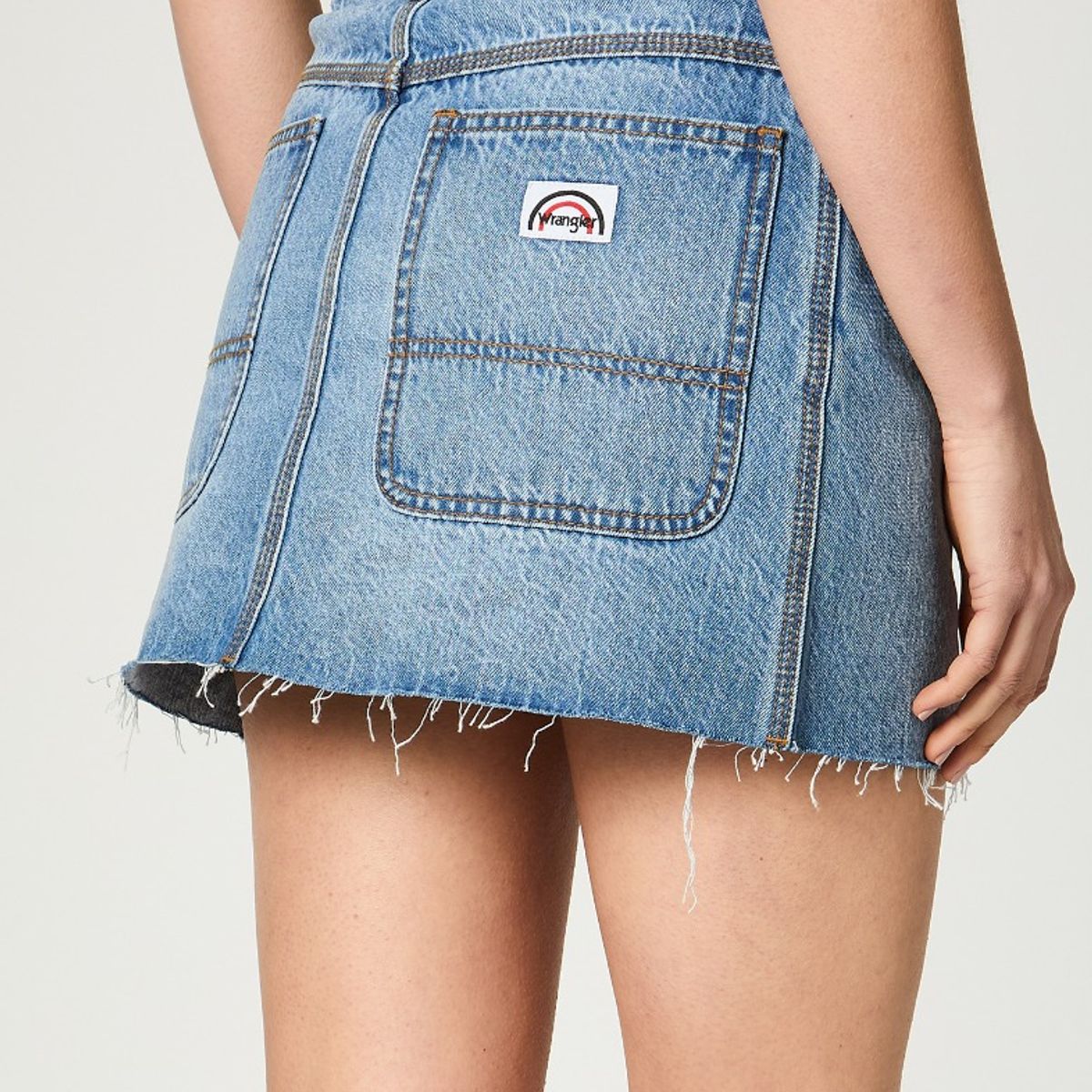 WRANGLER - Falda Mujer Carpenter Mini Skirt  Light Blue