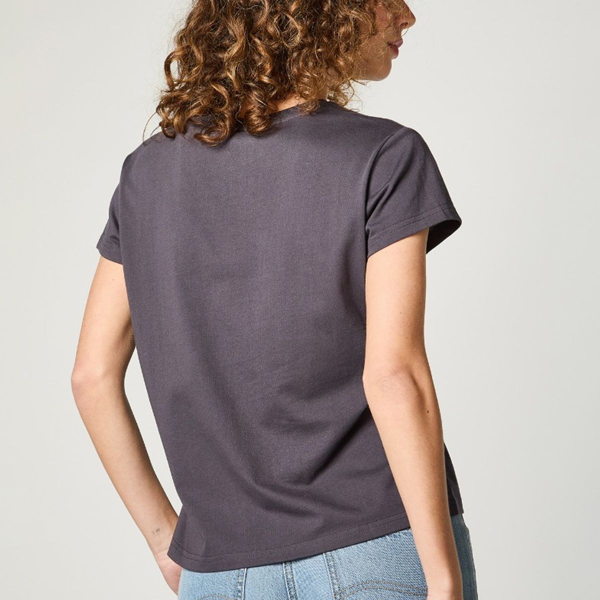 LEE - Polera Mujer Relaxed V Neck Grey