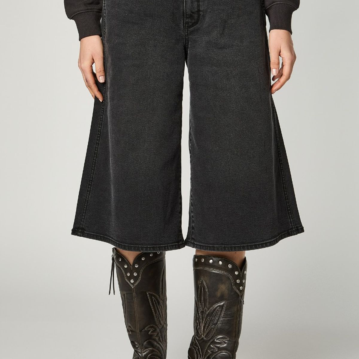 WRANGLER - Short Mujer Wrancher Long Black