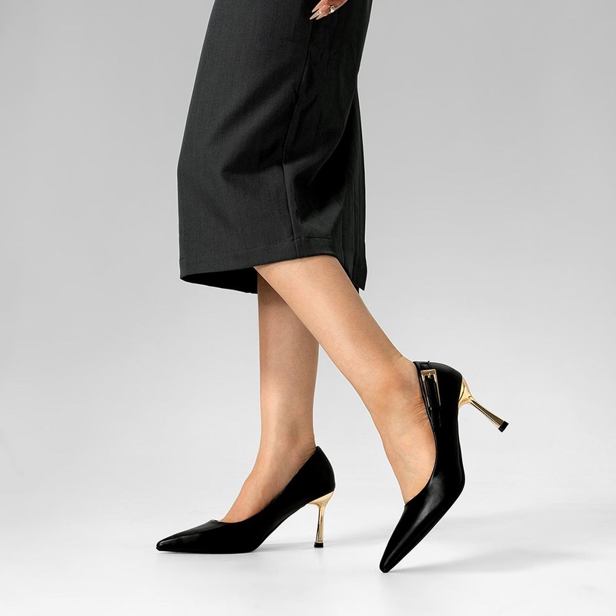 WEIDE - Zapato Taco Alto Formal Simil Charol Mujer Weide GHE38