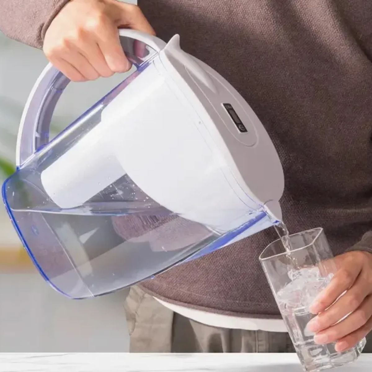 ACUAIA - Jarra De Agua Acuaia 2,4LT Eden Con Filtro Clasico Tipo Brita Blanco