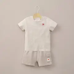 OPALINE - Conjunto polera y short beige de niño