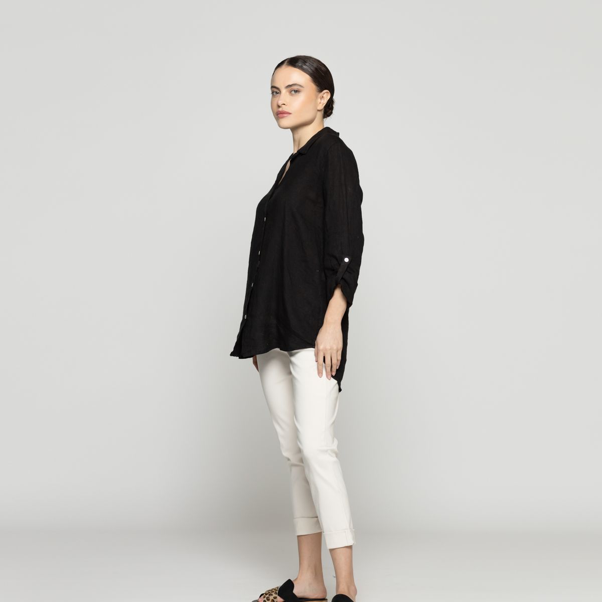 LINEATRE - Blusa Mujer Belén Lino Manga Larga Negra Lineatre