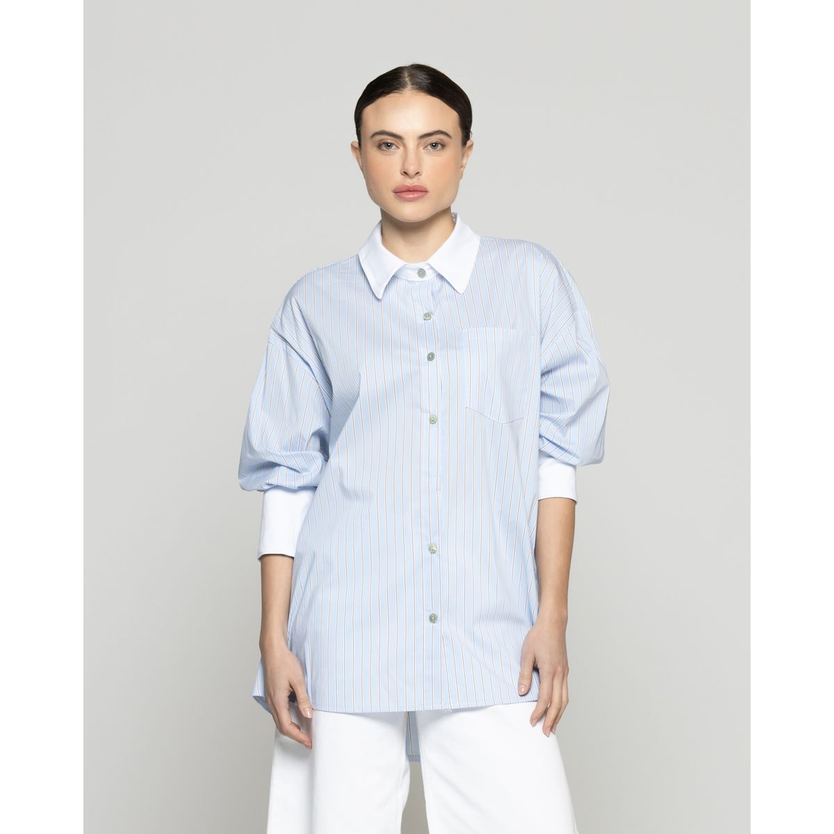 LINEATRE - Camisa Mujer Leila Oversize Con Cuello Y Puño Blanco A Rayas Celeste Lineatre