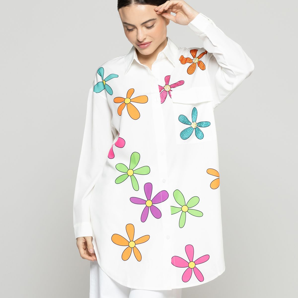 LINEATRE - Blusa Mujer Branka Larga Con Diseño De Flores Y Brillos Blanca Lineatre