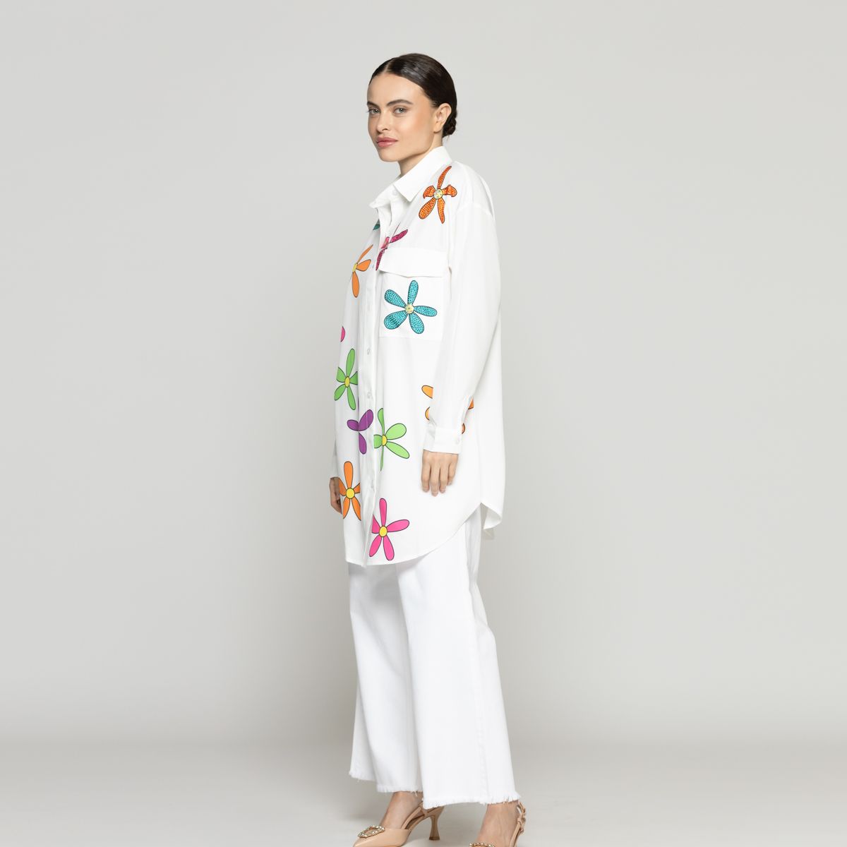 LINEATRE - Blusa Mujer Branka Larga Con Diseño De Flores Y Brillos Blanca Lineatre