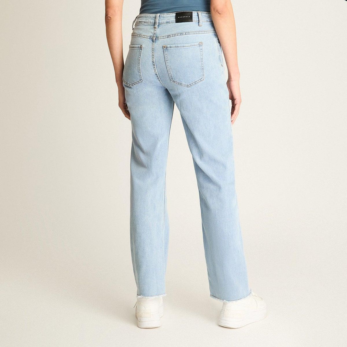 ACUARELA - Jeans Tiro Medio Mujer