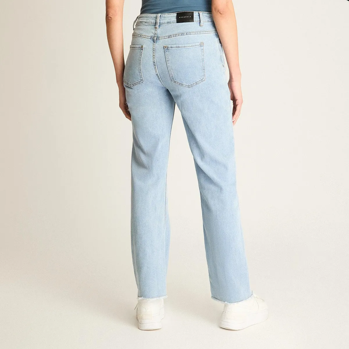 ACUARELA - Jeans Tiro Medio Mujer