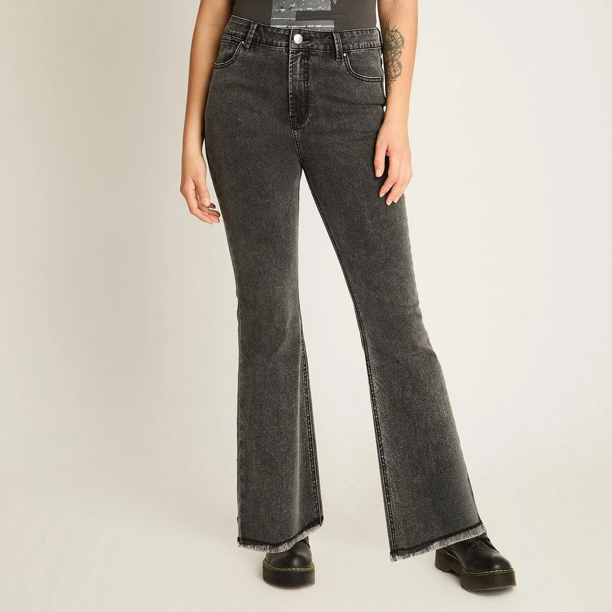 ACUARELA - Jeans Tiro Medio Mujer
