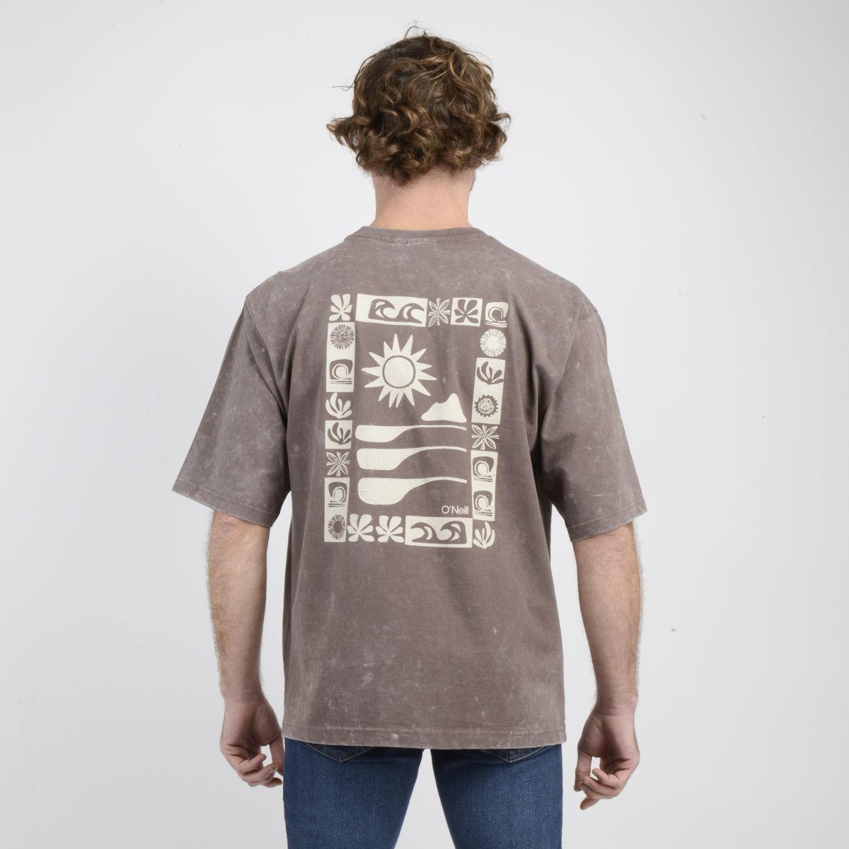 O'NEILL - POLERA MANGA CORTA OVERSIZE BLOCK CAFÉ