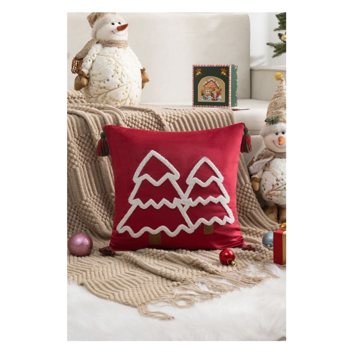 Pack de 4 Fundas Cojín Navidad Pompón 45x45 cm - Árbol Navideño Rojo, marca GENERICO - Foto Principal