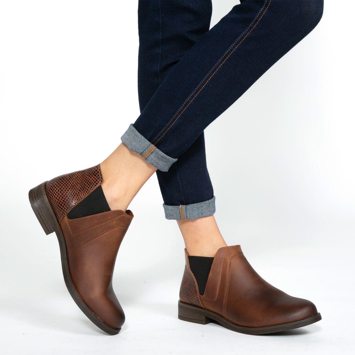 CLARKS - Botín Mujer Cuero Café