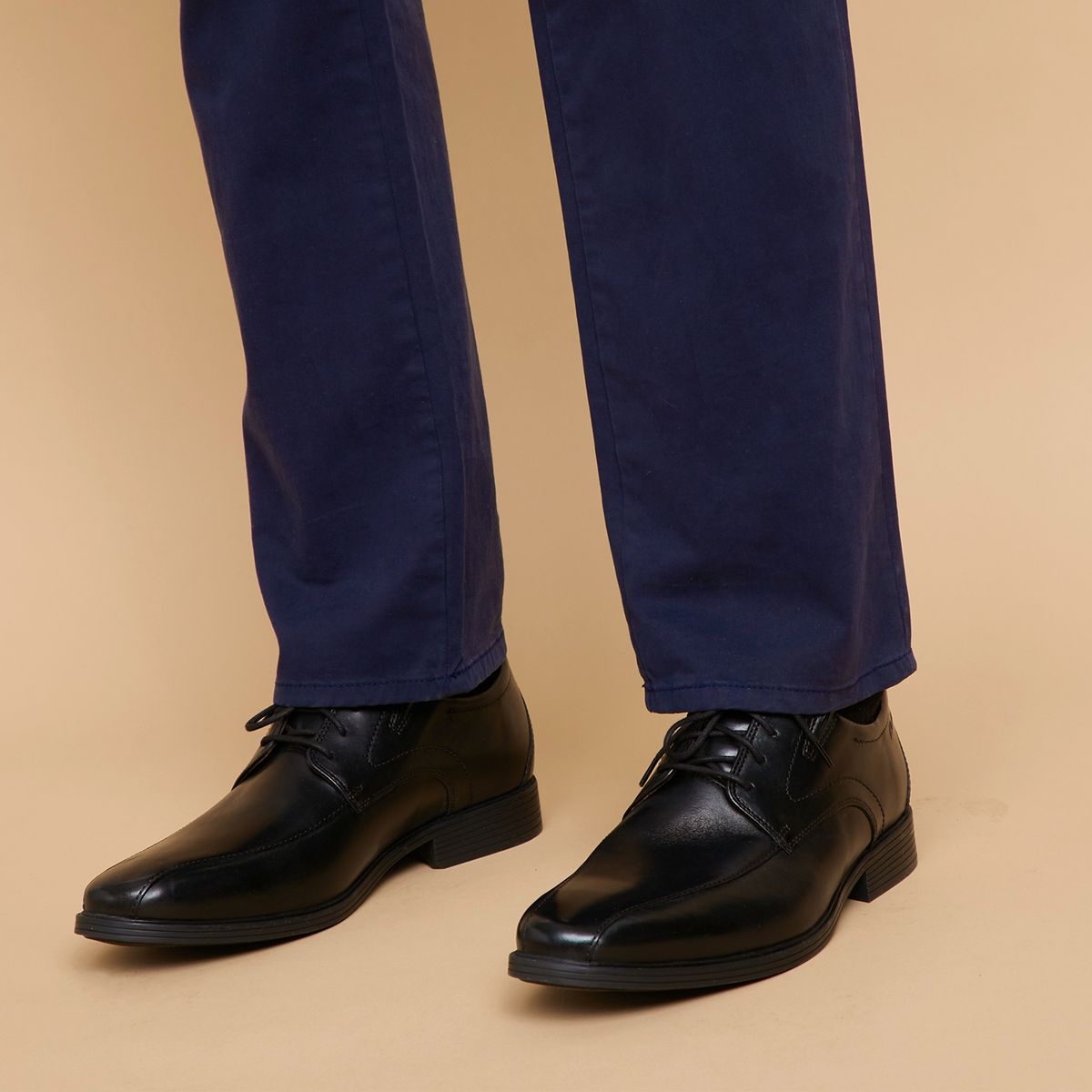 CLARKS - Zapato Formal Hombre Cuero Negro Clarks