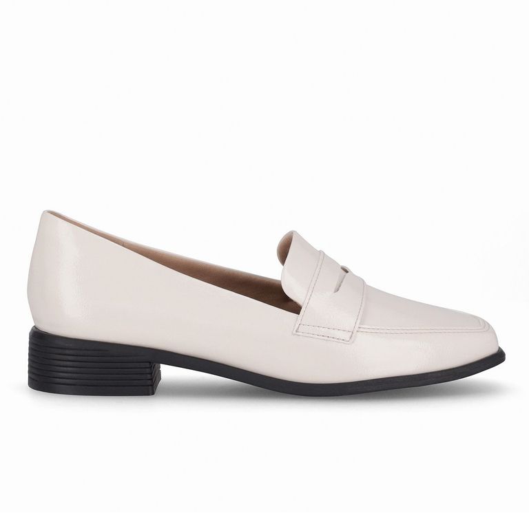 Mocasin Mujer Crema/Charol Giovanna