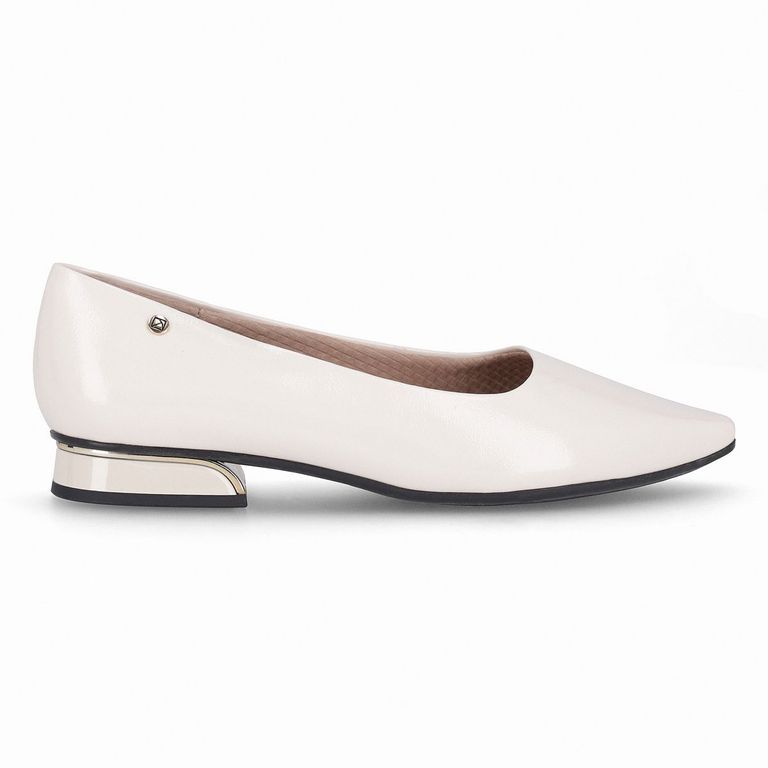 Zapato Mujer Crema/Charol Silvia
