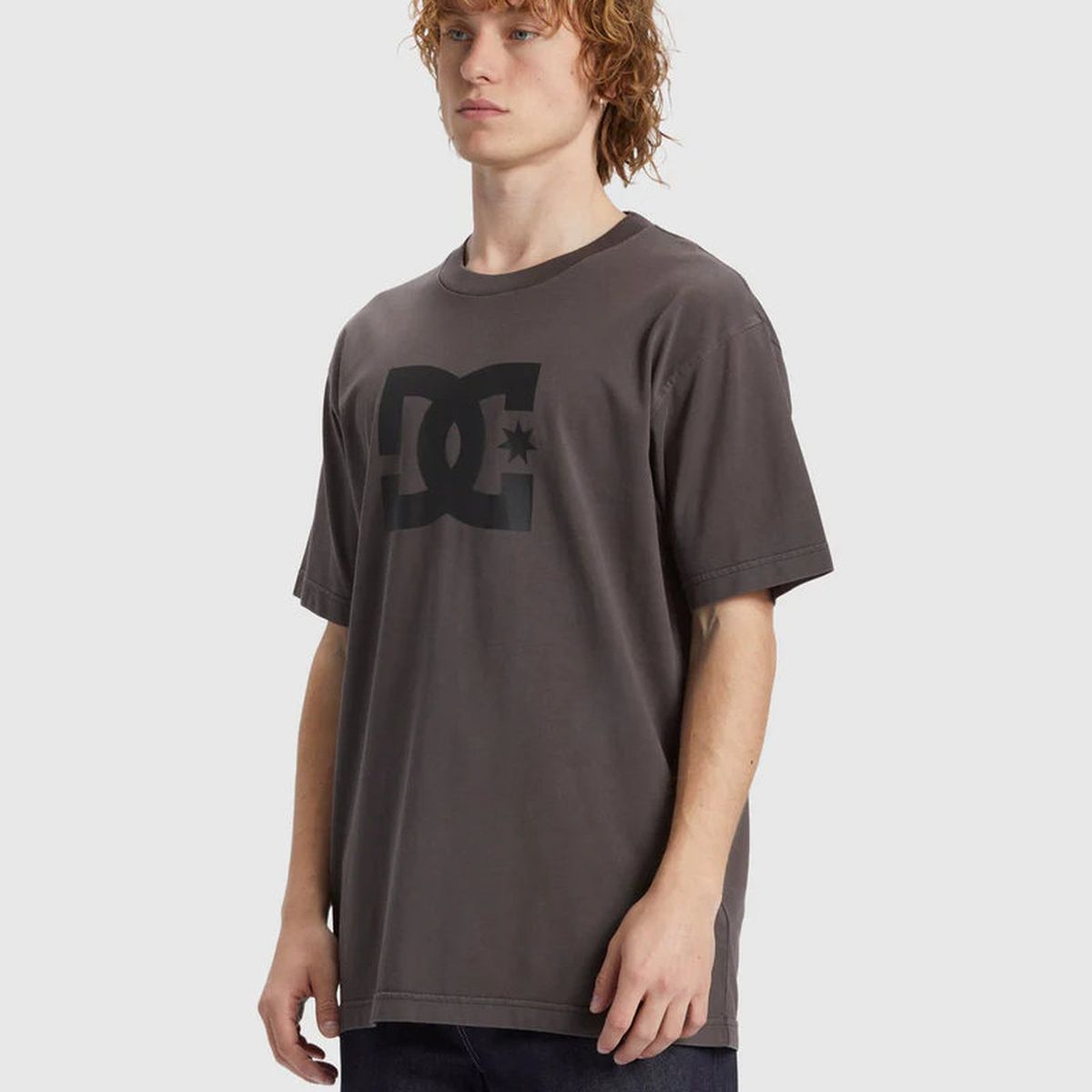 DC SHOES - Polera Hombre Star Pigment Dye Hss Negro DC