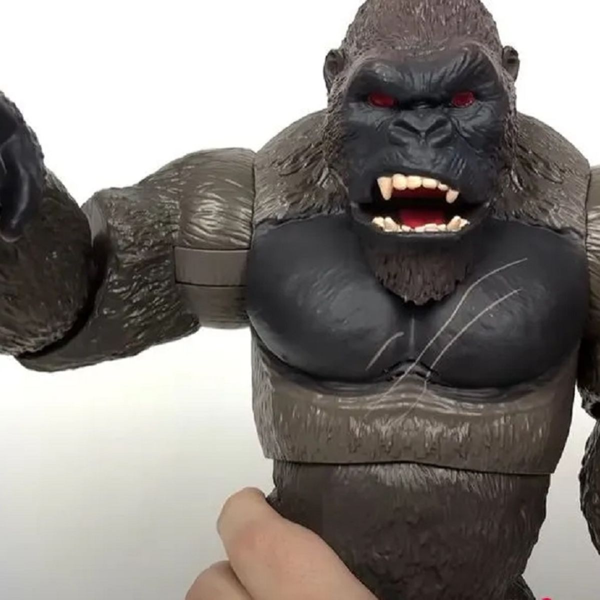 PLAYMATES TOYS - Godzilla Vs Kong Juguete Kong Monsterverse Sonido Luz 33 Cm