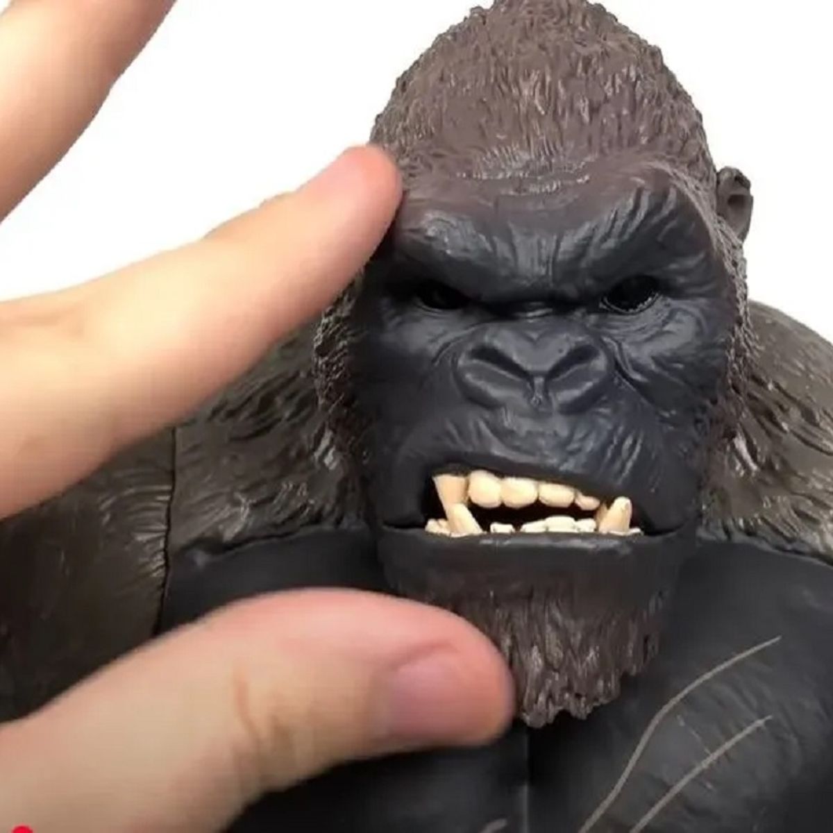 PLAYMATES TOYS - Godzilla Vs Kong Juguete Kong Monsterverse Sonido Luz 33 Cm