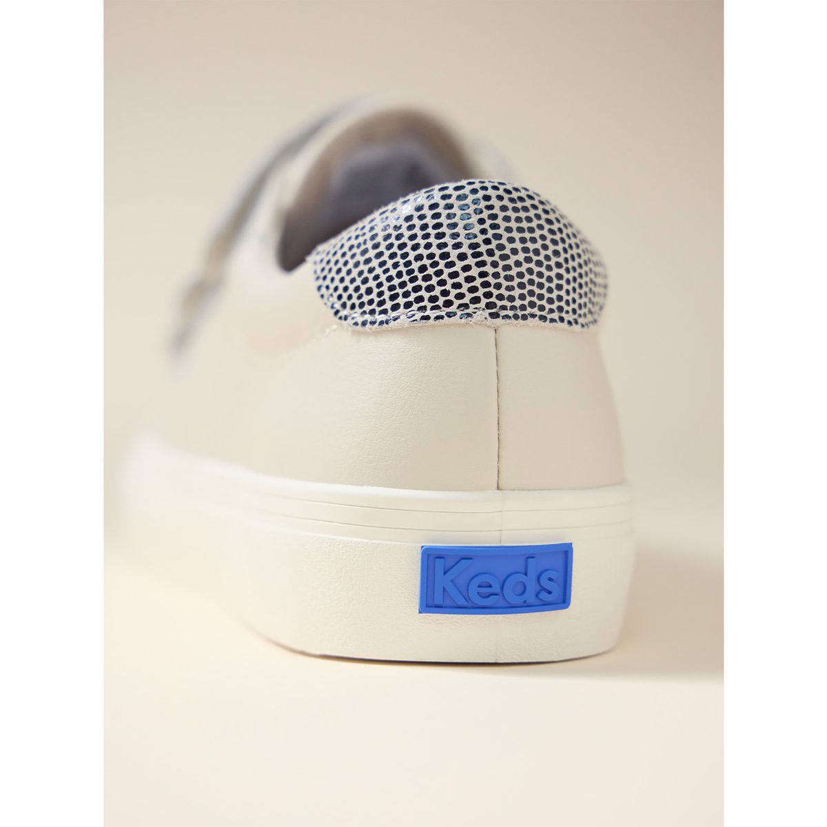 KEDS - Zapatilla Cuero Mujer Jump Kick V Dalmata Beige KEDS