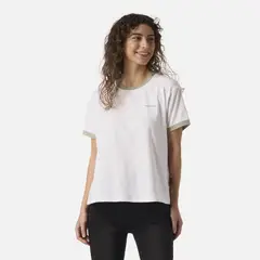 HAKA HONU - Polera Mujer Cosas Extranas Blanco