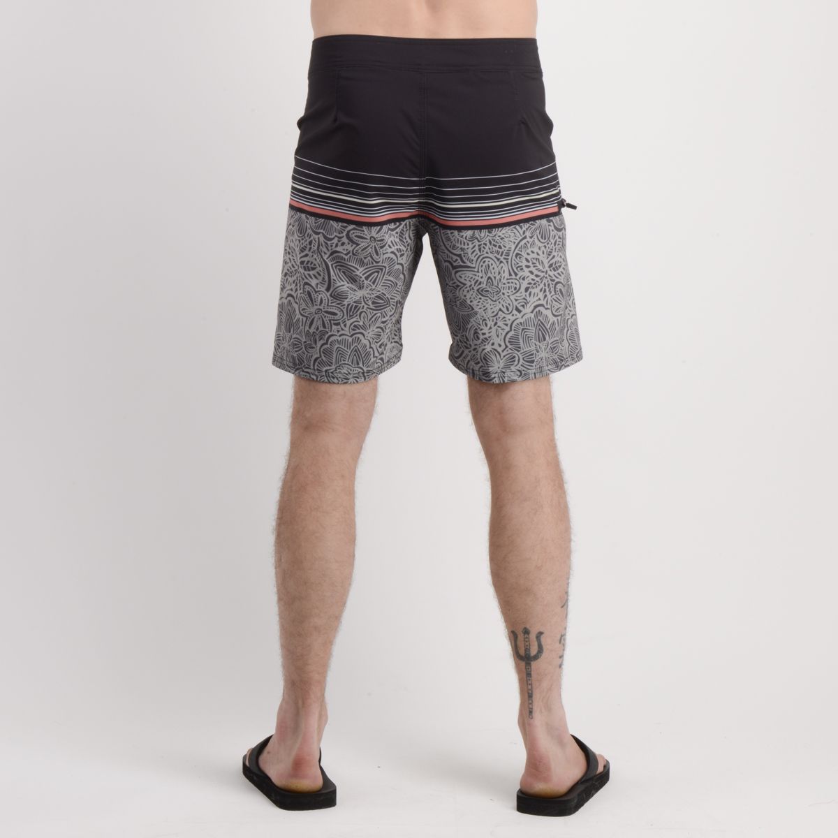 O'NEILL - BOARDSHORT ENDLESS 16" NEGRO