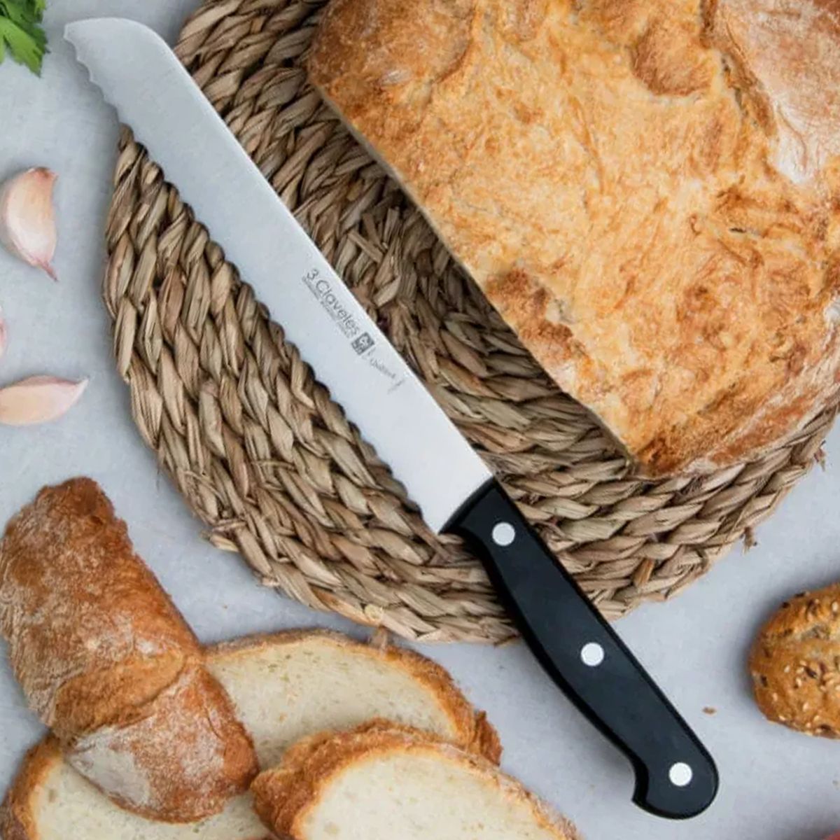 3 CLAVELES - Cuchillo Panero 20 cm Tres Claveles