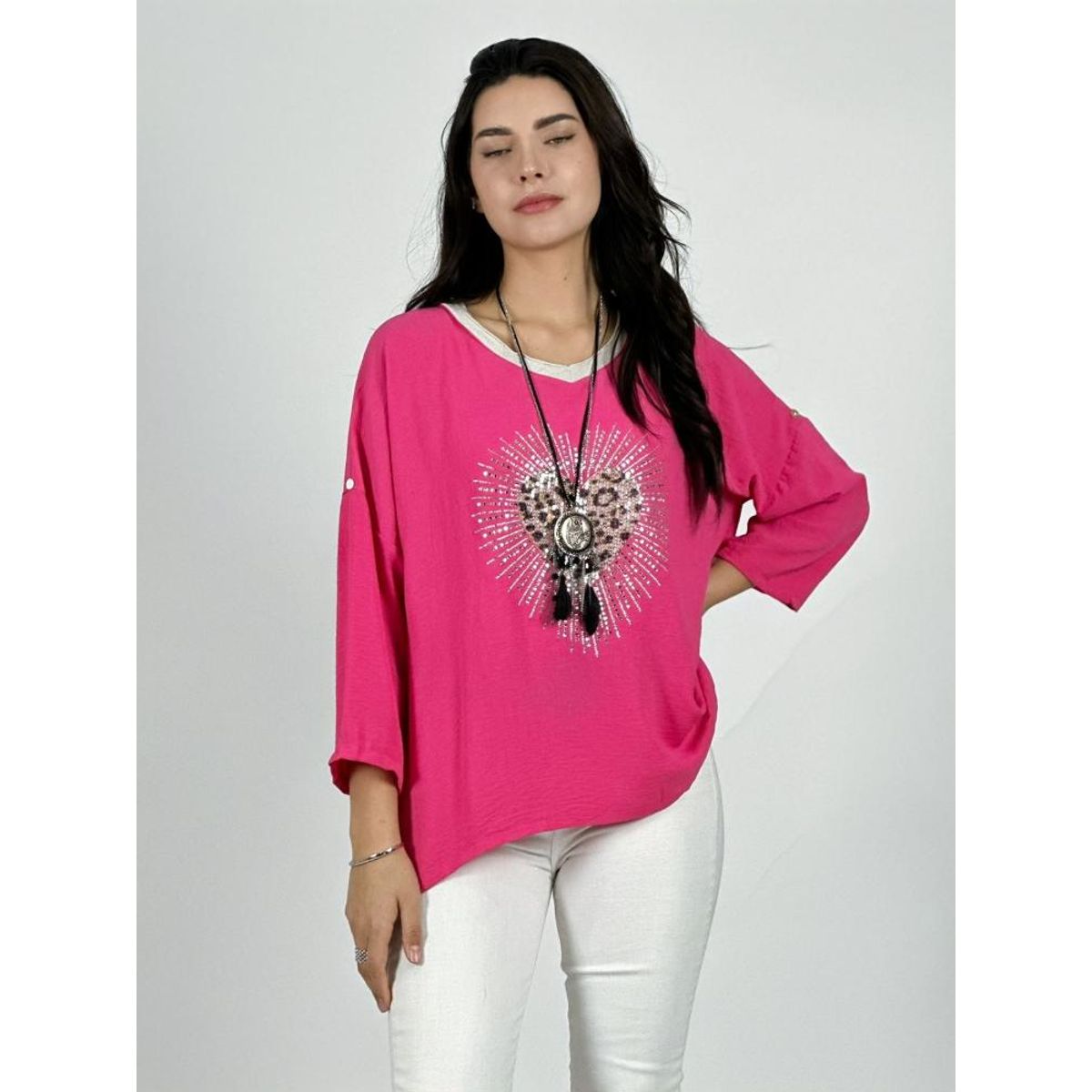 ENIGMATICA BOUTIQUE - Polera Lino Corazon Print Con Brillos