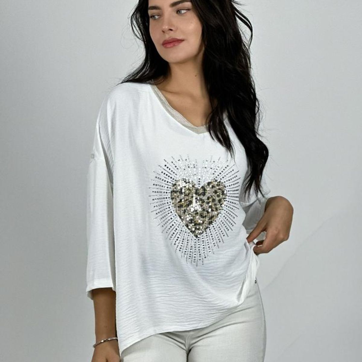 ENIGMATICA BOUTIQUE - Polera Lino Corazon Print Con Brillos