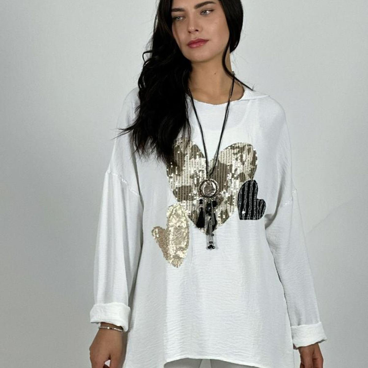 ENIGMATICA BOUTIQUE - Polera Crepé Triple Corazon Lentejuelas