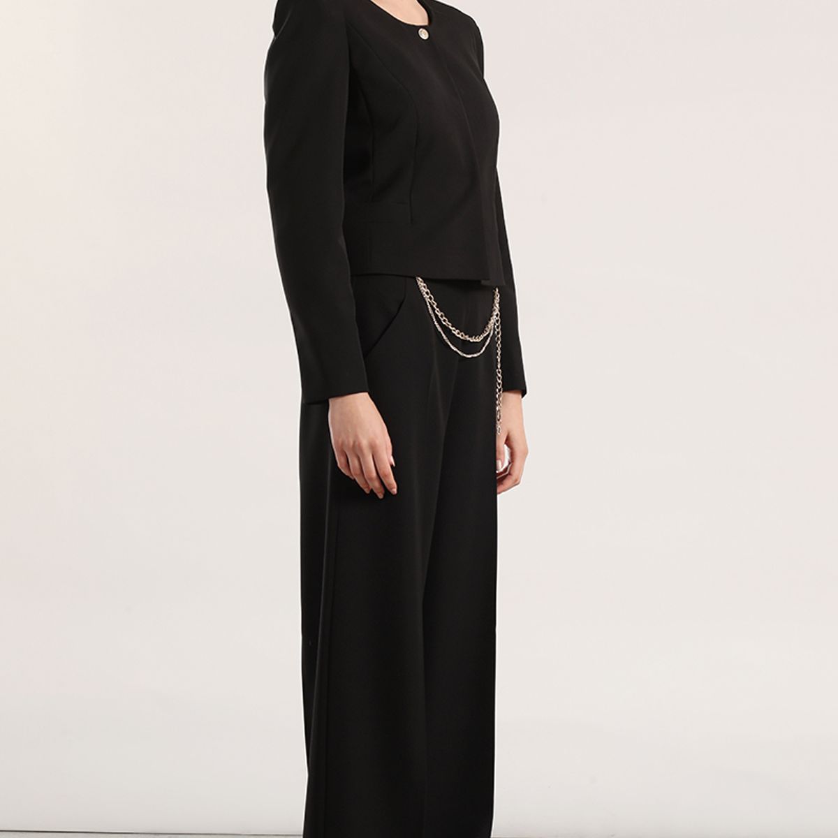 LIOLA - Chaqueta corta Liola mujer negro