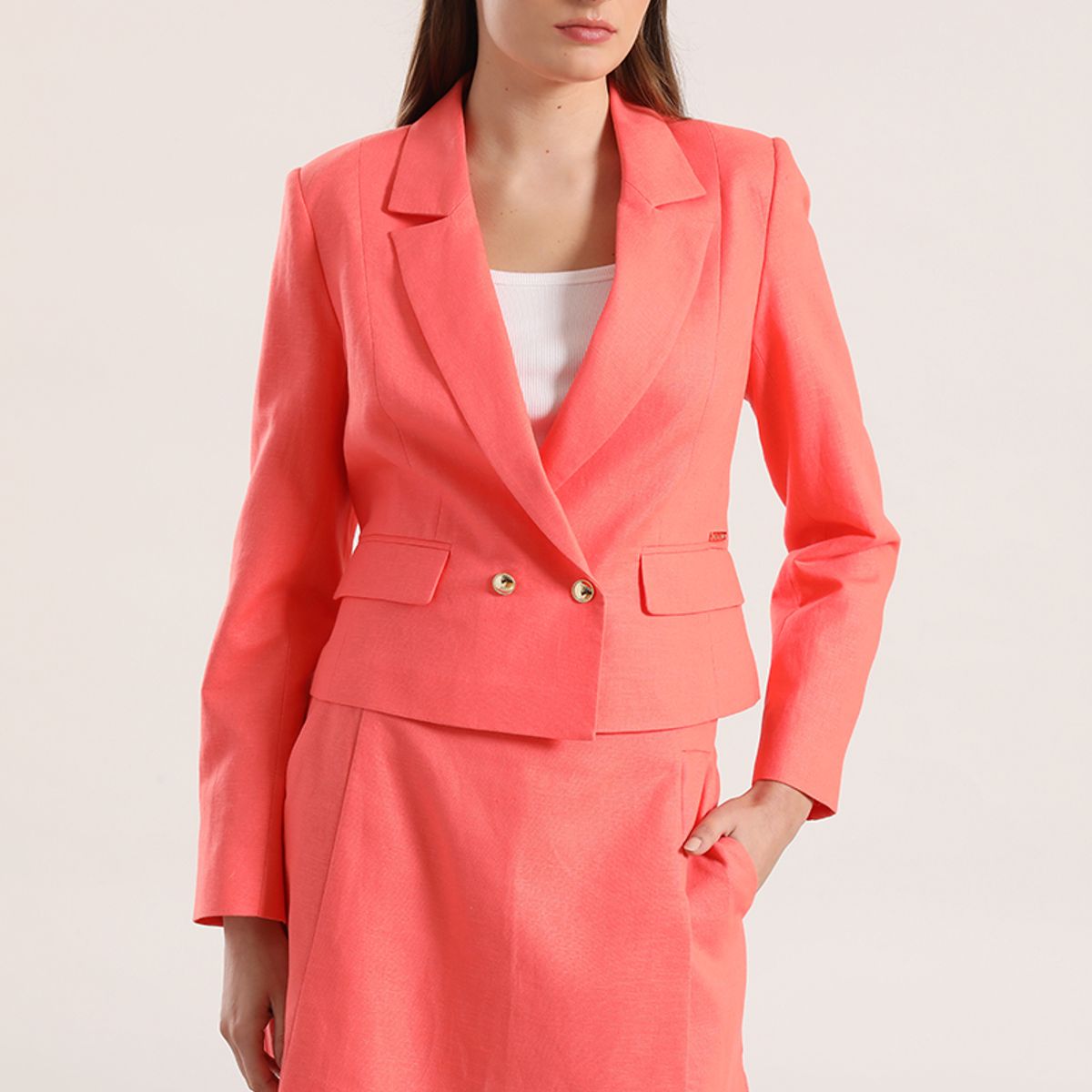 LIOLA - Blazer cropped lino Liola mujer coral