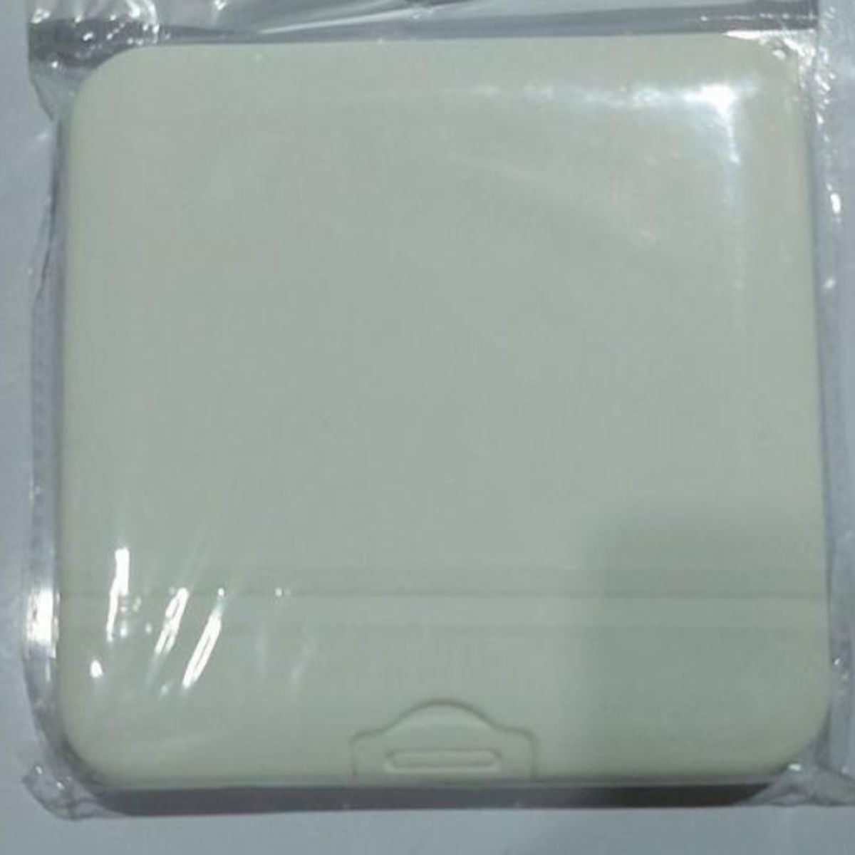 GENERICO - Porta Mascarillas Antibacterial Cuadrado Pequeña 13cm