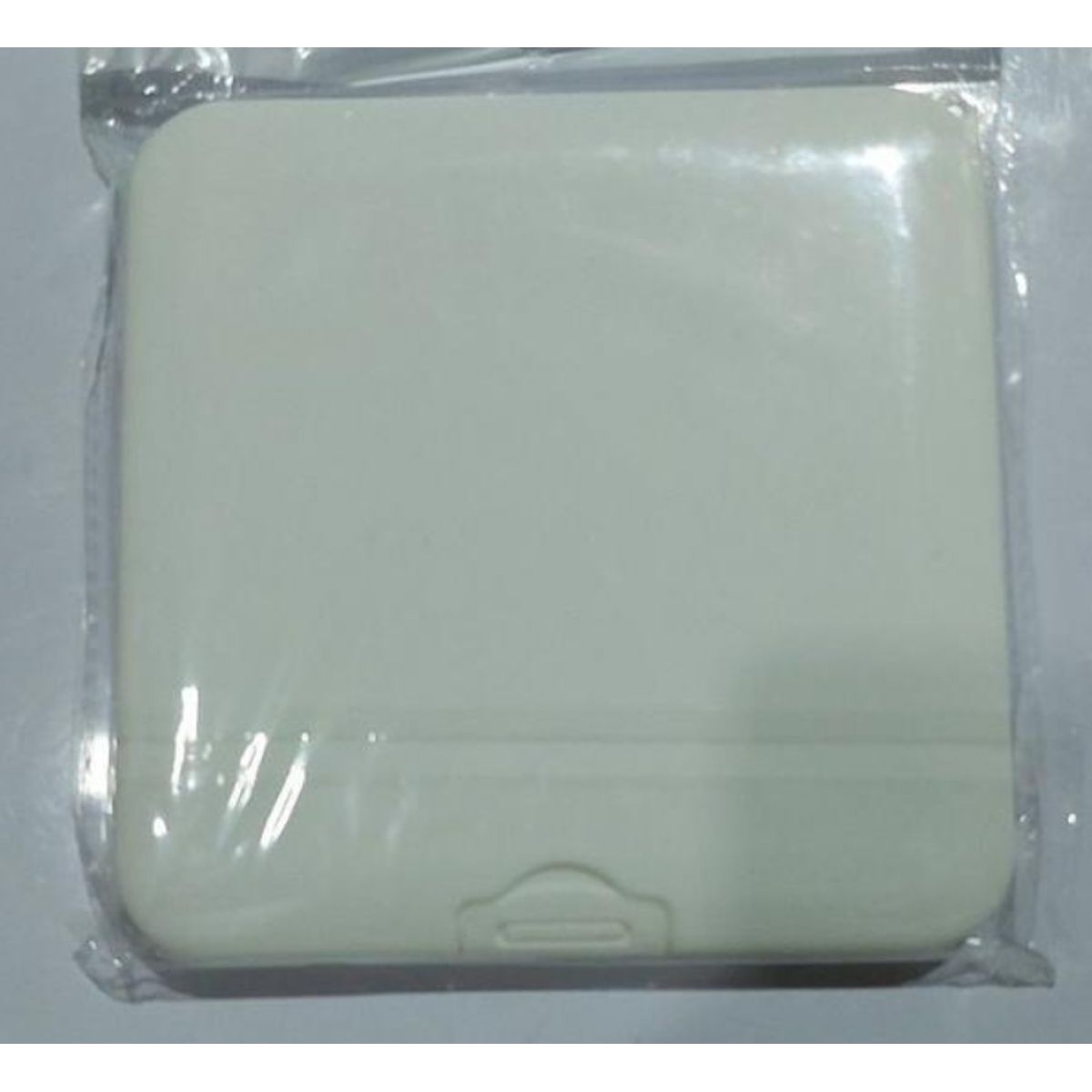 GENERICO - Porta Mascarillas Antibacterial Cuadrado Pequeña 13cm