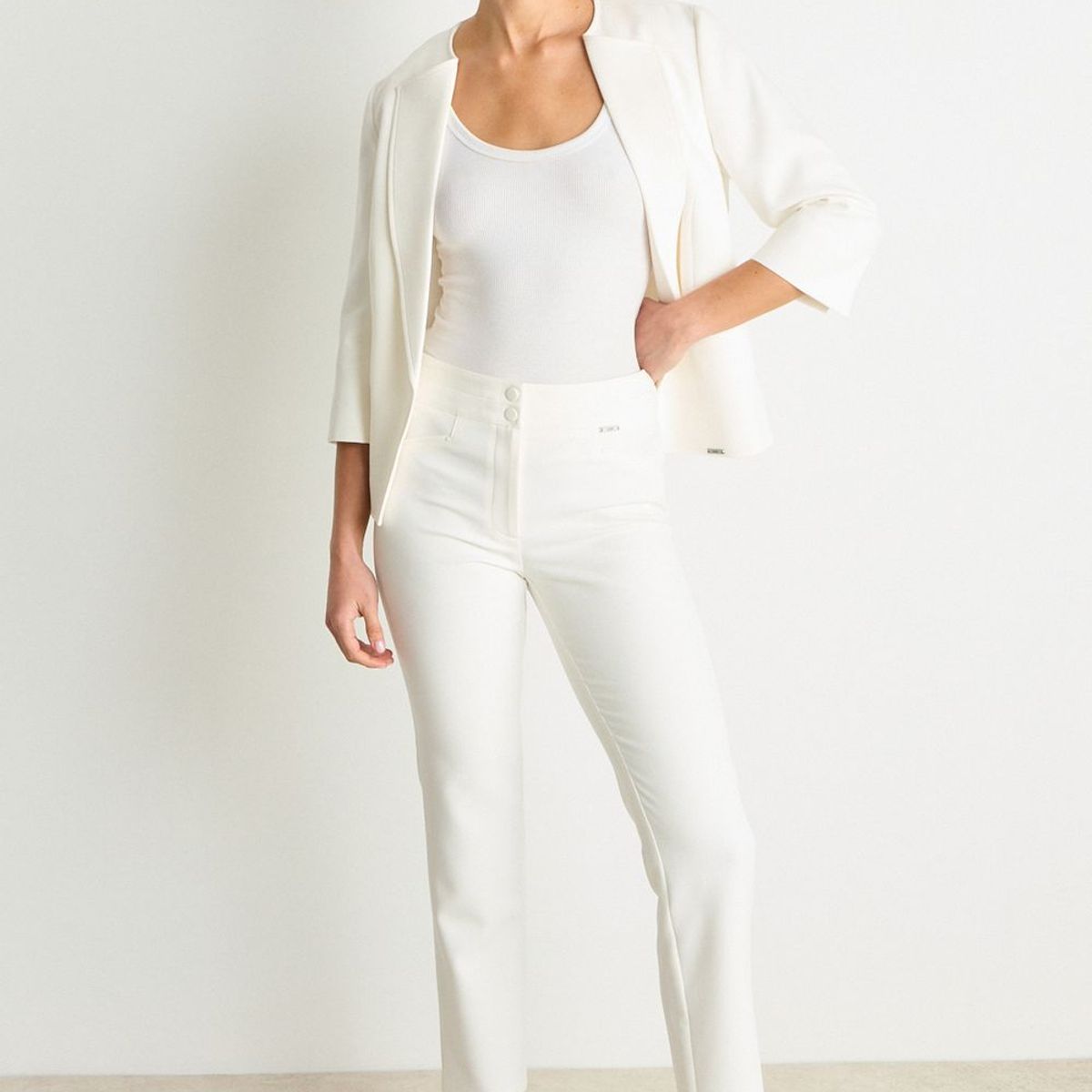 ASH - Pantalon Mujer Crudo Ash