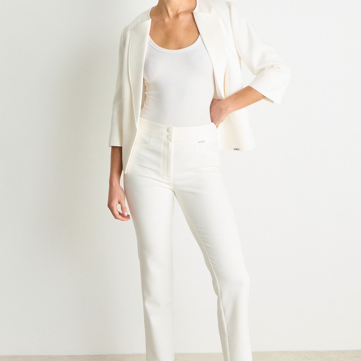 ASH - Pantalon Mujer Crudo Ash