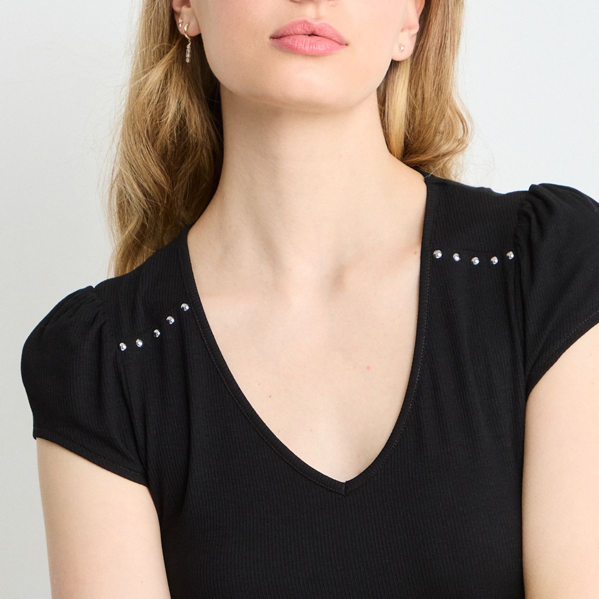 IO - Polera Mujer Negro Io