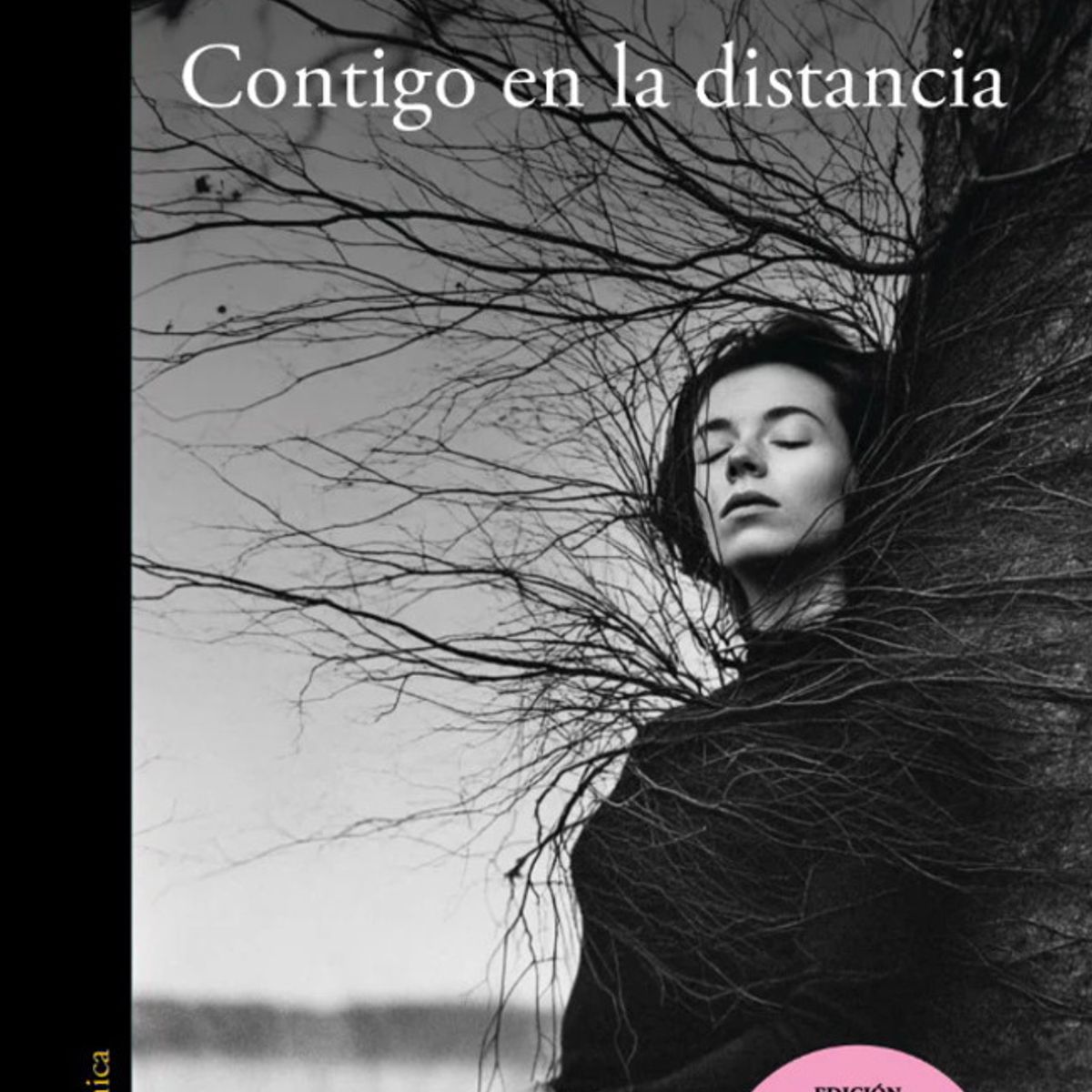 ALFAGUARA - Libro Contigo En La Distancia (Ed Conmemorativa) Guelfenbein