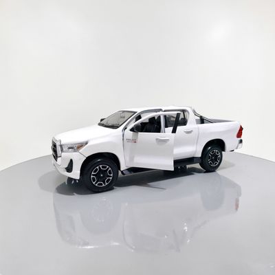 Imagen 2 del producto Toyota Hilux Blanca Escala 127 - Miniatura Colección