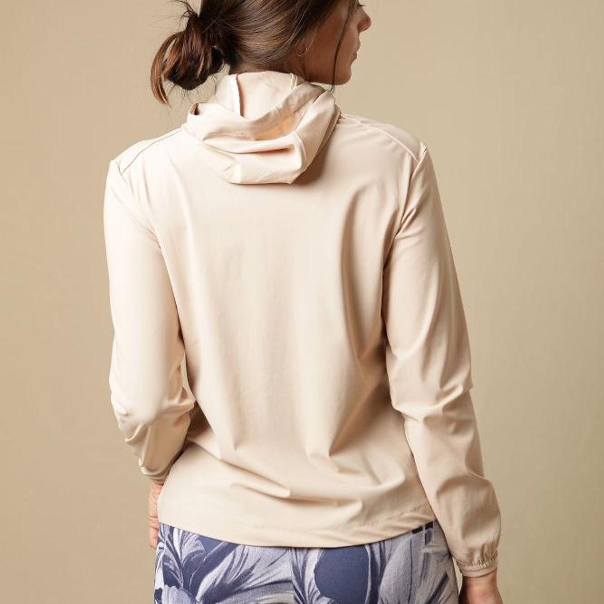 MALI - Light Jacket Deportiva Nude