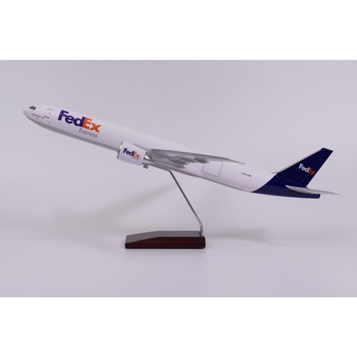 GENERICO - AIRPLANE BOEING 777-300ER FEDEX 47CM