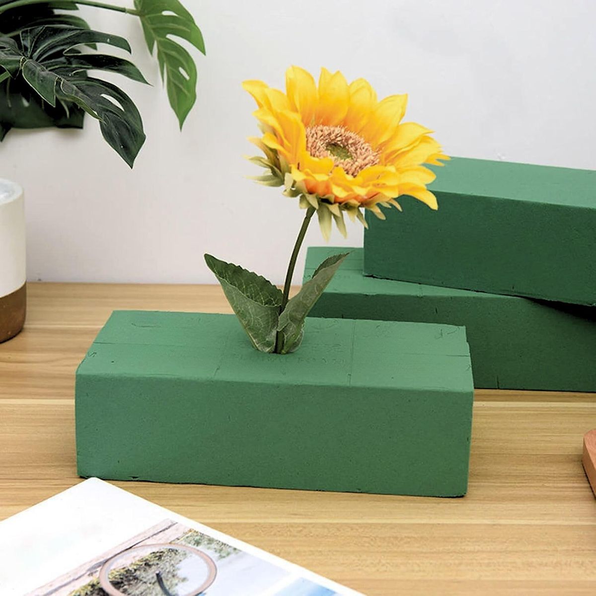 HOME ESSENTIALS - Espuma floral para arreglos naturales