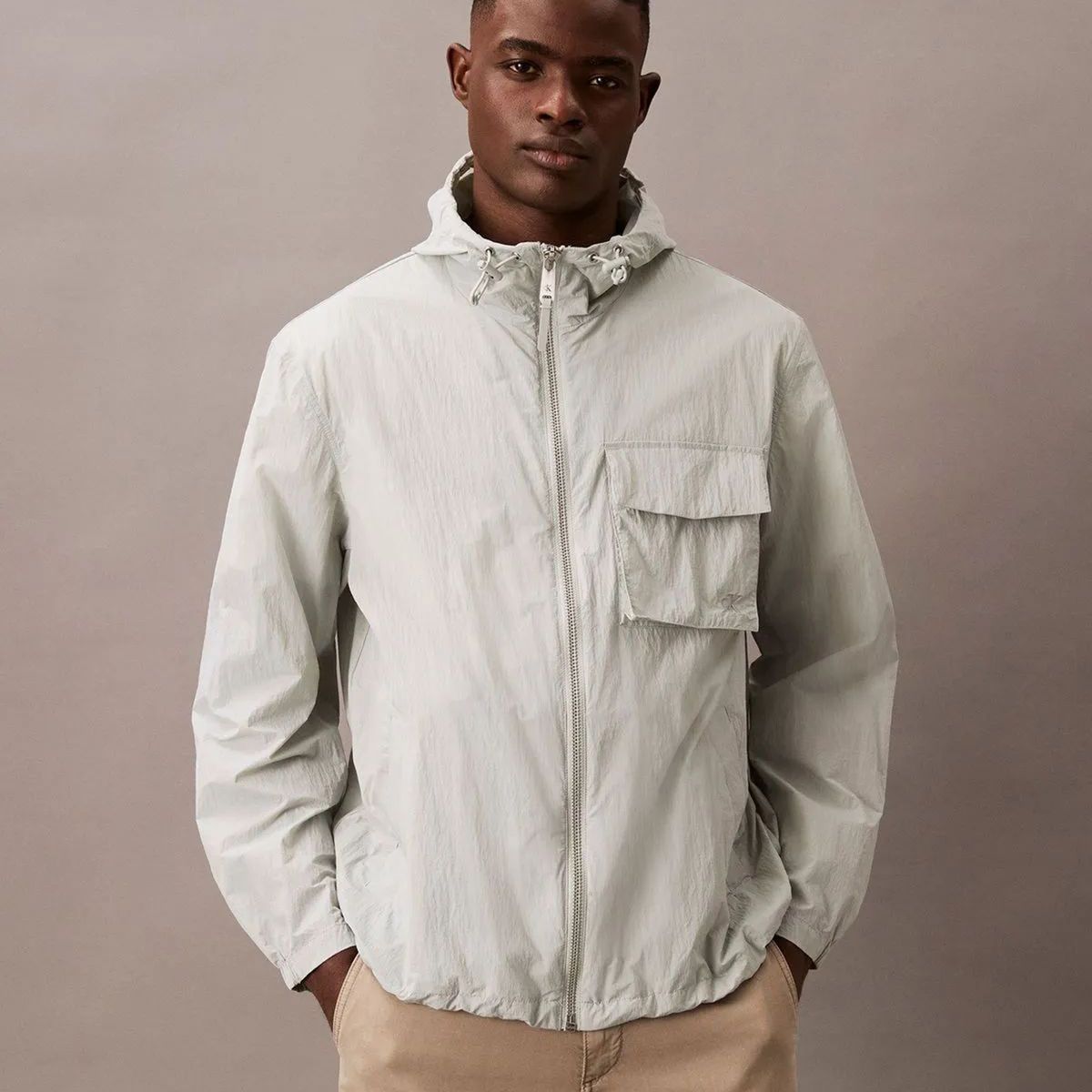 CALVIN KLEIN - Cortaviento de Nailon Beige Calvin Klein